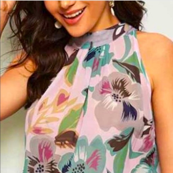 Majestic hanger Tops - Halter top fashion FLORAL Blouse trending Brand new